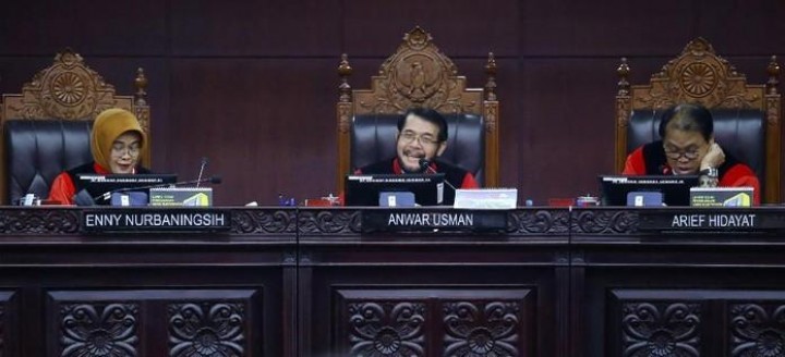 Mahasiswa Gugat UU KPK ke MK: UU Hanya Disahkan oleh 80 Anggota DPR!