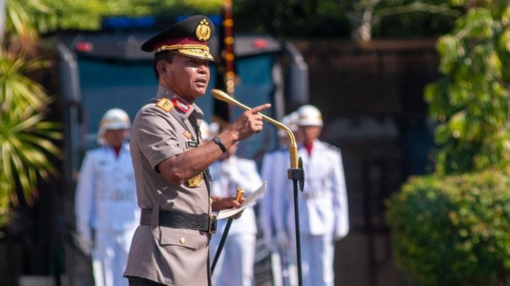 Komisi Hukum DPR Larang Kapolri Idham Azis ke Istana 