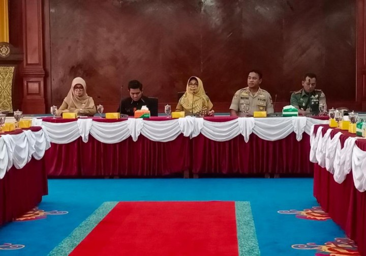 Rakor Penanganan Covid 19, Wali Kota Bontang Umumkan Lokal Lockdown Mulai Hari Ini 