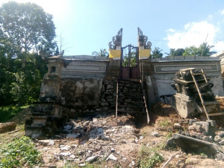 Baru Dibangun Dua Tahun, Pura di Kukar Ambruk 