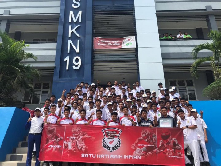 Bangkitkan Semangat Pembalap Muda, HDC Tour Sambangi Pelajar di Samarinda