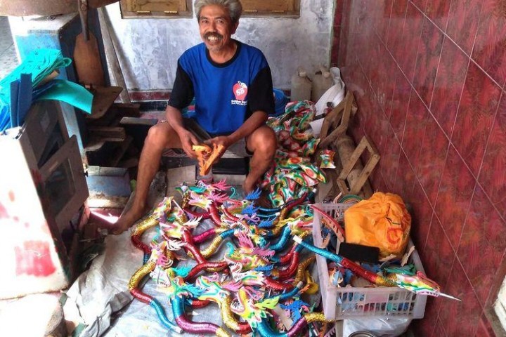 Jelang Tahun Baru, Penjualan Terompet Lesu, Omzet Turun 75 Persen