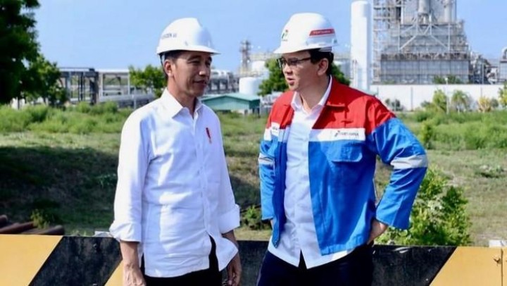Momen Ahok Dampingi Jokowi Tinjau Kilang TPPI di Tuban Jatim 