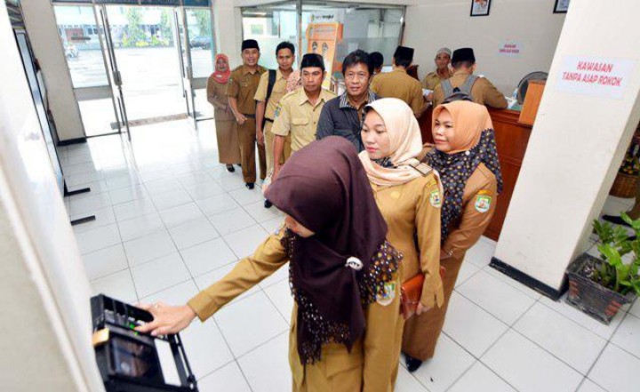 Insentif PNS di PPU Dihitung Pakai Absensi Sidik Jari