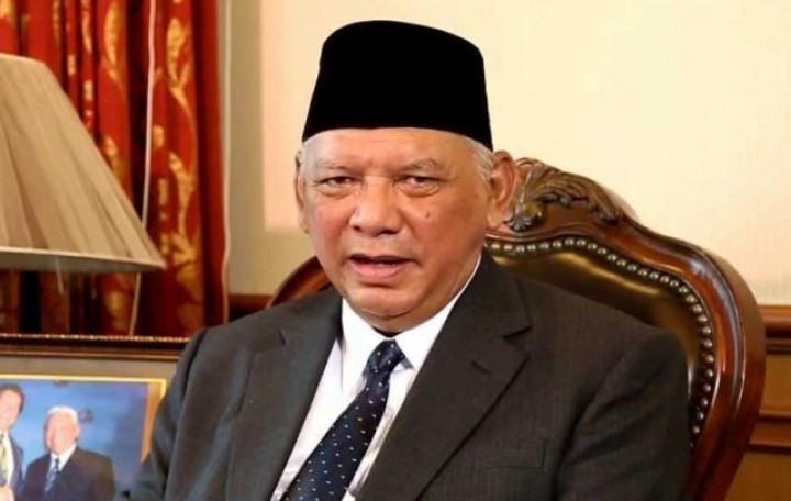 Rangkap Jabatan Disorot, Ini Kata Awang