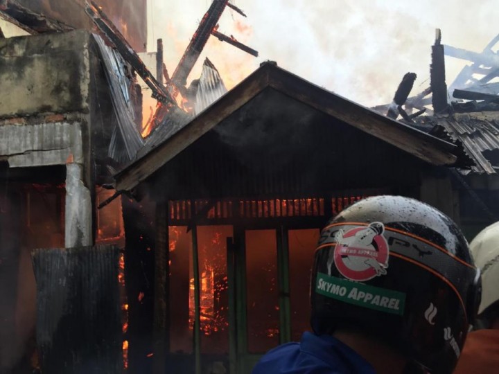 Rumah Anggota DPRD Bontang Terbakar