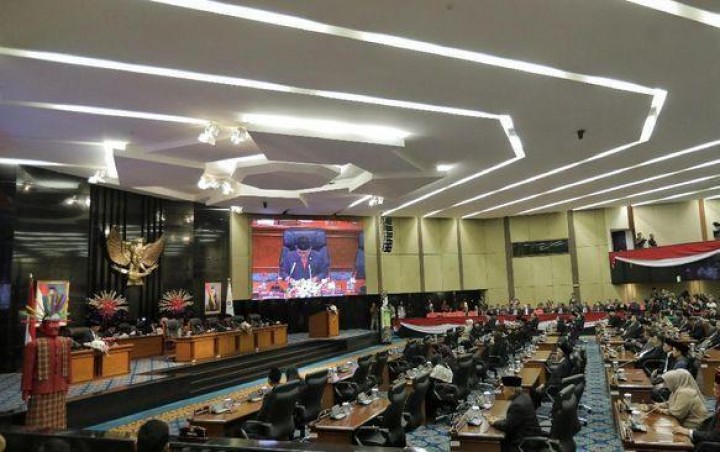 DPRD DKI Anggarkan Pulpen Rp2,3 M untuk Agenda Reses 