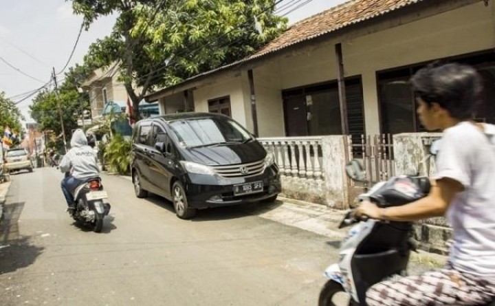 Resmi berlaku di Depok, denda Rp 20 Juta bagi pemilik yang tak parkir mobil di garasi