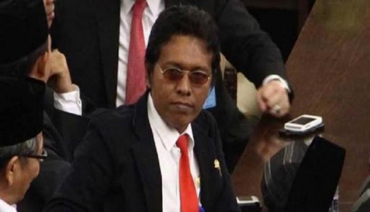 Menjelang Pengumuman Menteri, Jokowi Panggil Adian Napitupulu