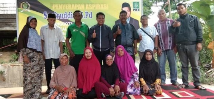 Udin Beri Perhatian Khusus Aspirasi Warga Terkait Air Bersih dan Listrik