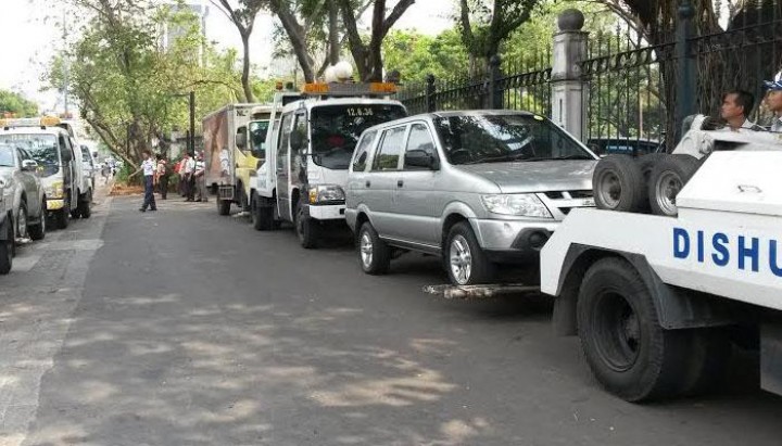 Mobil Diderek, Anggota DPRD Gerindra DKI Marah-marah