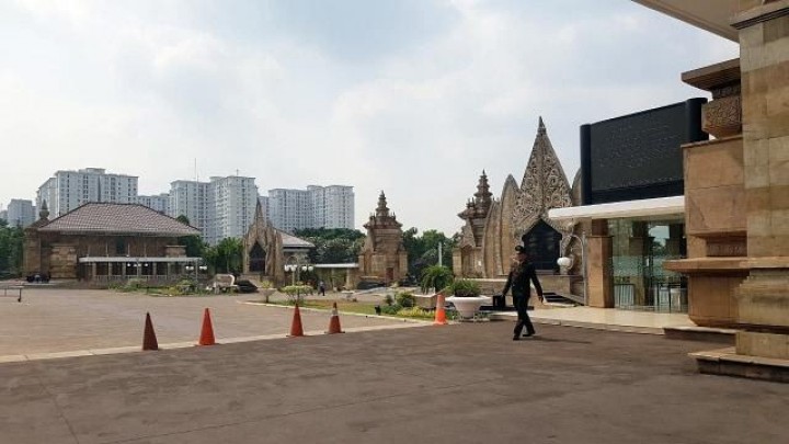 Makam BJ Habibie Masih Dibersihkan, Warga Belum Boleh Ziarah