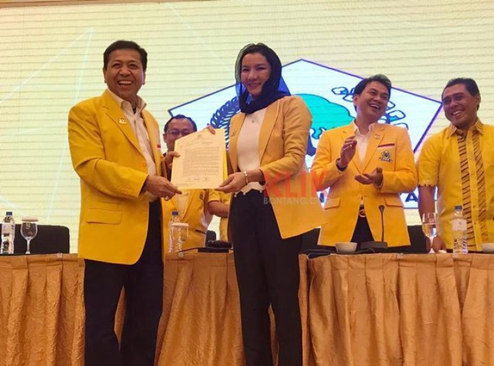Jika Ditahan KPK, Golkar Tarik Dukungan Rita Widyasari di Pilgub 2018