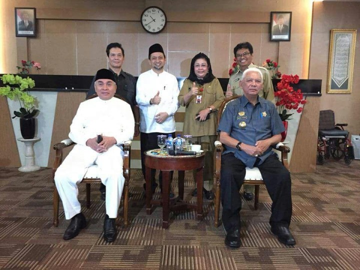 Gubernur Terpilih Silaturahmi ke Gubernuran 