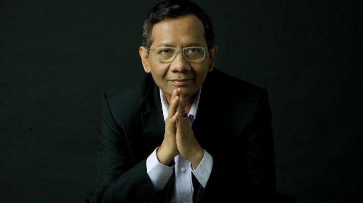 Mahfud MD Temani Istri Gus Dur Bertemu Maaruf Amin