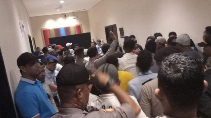 Kongres PAN Sempat Ricuh, Perwakilan Kelompok Ada yang Lempar Bangku