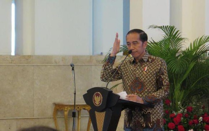 Jokowi Wajibkan Pedagang Online Miliki Izin Usaha 