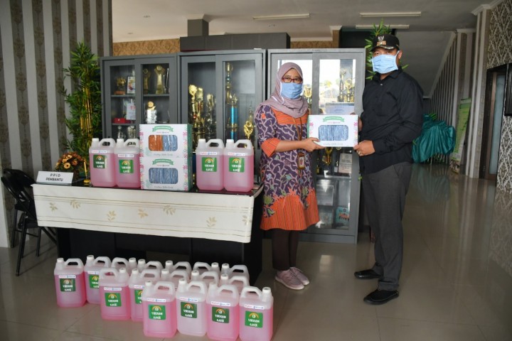 Berdayakan Mitra Binaan, Pupuk Kaltim Terus Tergerak Salurkan Bantuan Antisipasi Covid-19