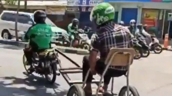 Ojol Modifikasi Motor Pakai Gerobak Agar Tak Kena Corona