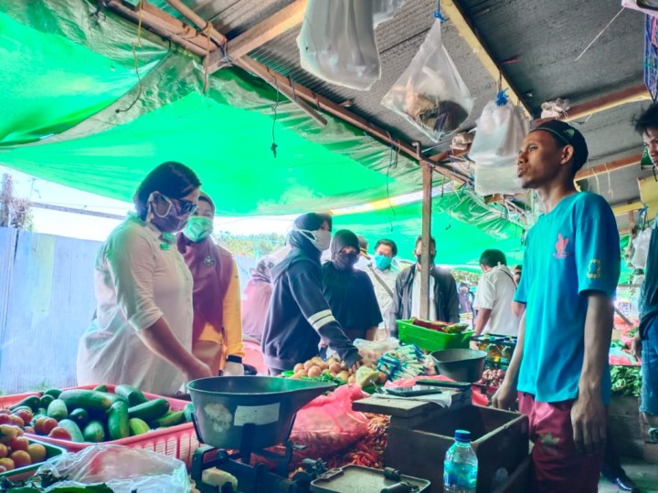 Stok Sembako Aman Jelang Ramadan, Deborah : Pedagang Ngeluh Pembeli Sepi