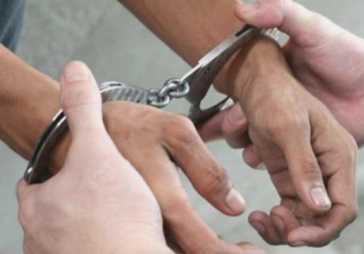 Pria Ini Rela Jalan Kaki 5 Kilometer untuk Menyerahkan Diri ke Polisi