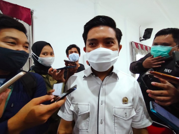 Sempat Ditolak, Ketua DPRD Bontang Yakini Vaksinasi Covid-19 Aman dan Halal