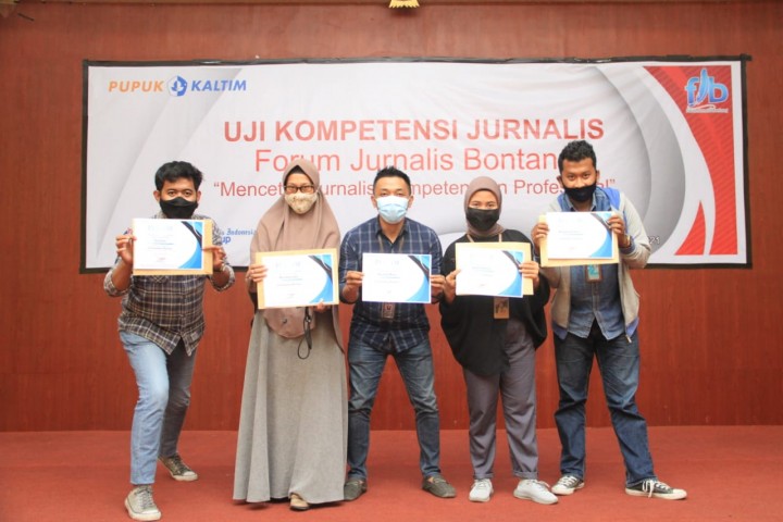 3 Wartawan Klikkaltim.com Lulus Uji Kompetensi Jurnalis