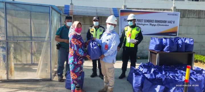 PT GPK Salurkan 197 Paket Sembako ke 3 RT di Bontang Lestari