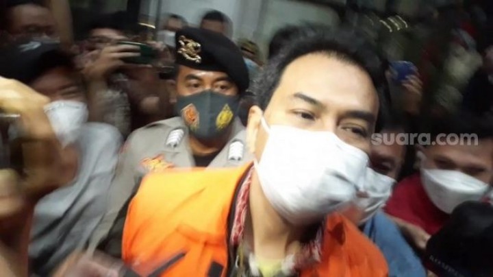 Jadi Tersangka Kasus Suap, Aziz Syamsuddin Mundur dari Wakil Ketua DPR RI