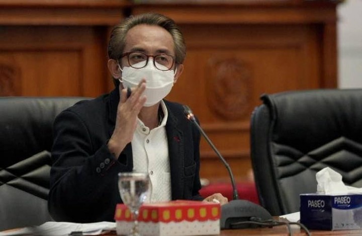 Rencana Pembangunan Jalan Lingkar, Rustam; Tidak Realistis