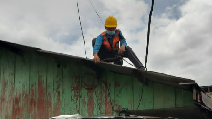 Dewan Tegur Telkom, Kabel Indihome Dipasang Semrawut