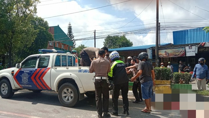 Kecelakaan Depan Polres, Bocah 15 Tahun Tewas di Tempat