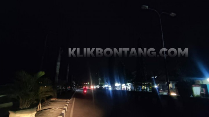 Hampir Sebulan Lampu Jalan Padam, Dishub Sebut karena Korsleting