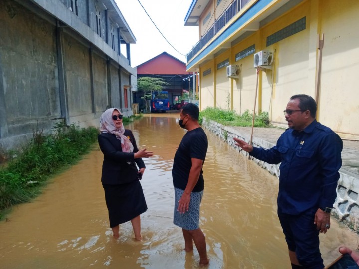 Langganan Banjir, Warga Minta Gang Damai Ditinggikan
