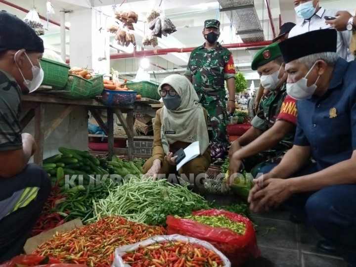 Cabai Rawit Makin Pedas, Harga Minyak Goreng Masih Melejit