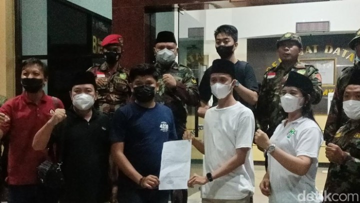 Sebut Kalimantan 'Tempat Buang Jin,' Edy Mulyadi Dilaporkan ke Polres Samarinda
