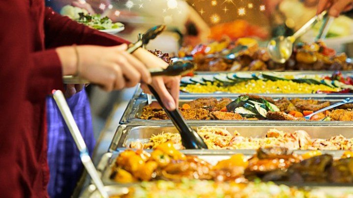 Aturan Pelaksanaan Halal Bihalal: Prasmanan Dilarang