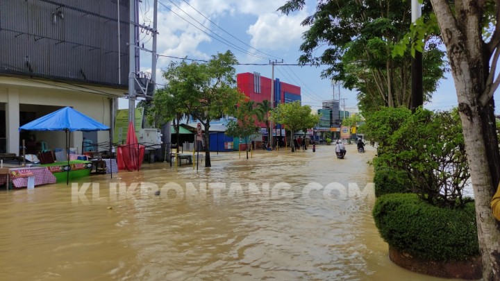 Banjir Mulai Turun, Diprediksi Jelang Magrib Surut