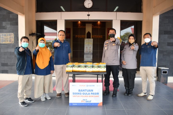 Dukung Program Vaksin Presisi, PKT Proaktif Salurkan 500 Kilogram Gula Pasir ke Polres Bontang