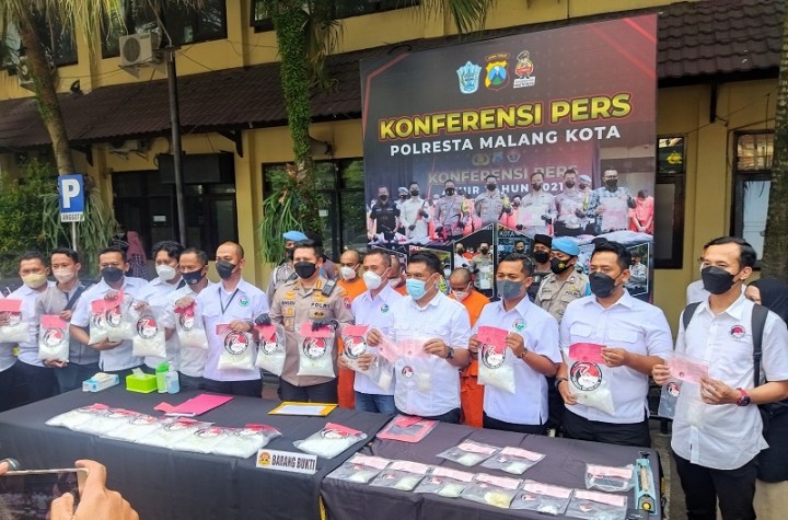 Miliki Hampir 20 Kilogram Sabu, Dua Pria Warga Bontang Terancam Hukuman Mati