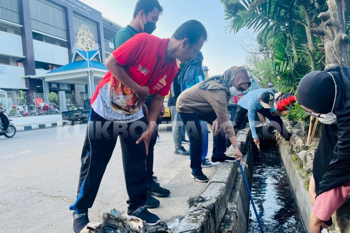 Pemkot Bontang Konsisten Jalankan Jumat Bersih