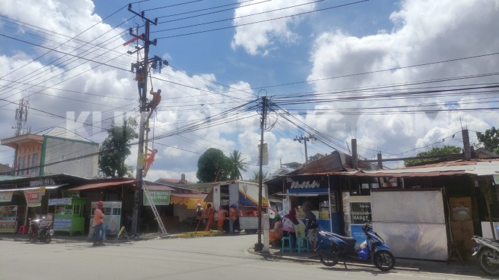 Perbaikan Jaringan , Listrik di 4 Wilayah Bontang Padam