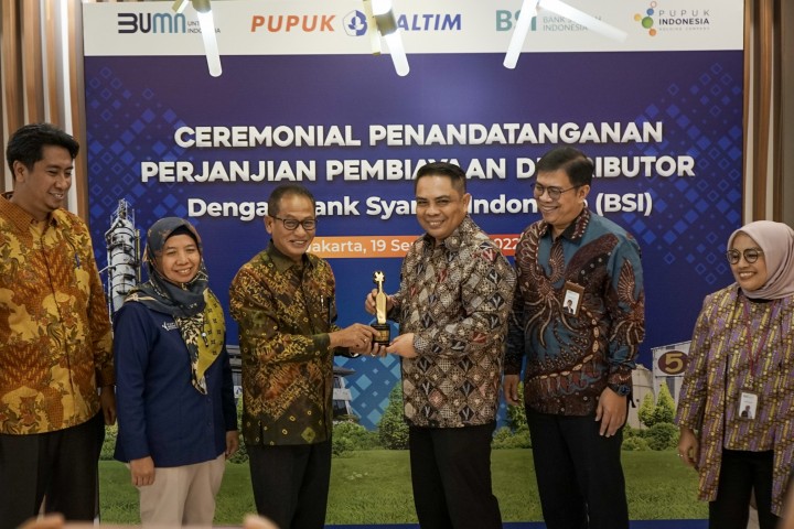 Jalin Kerjasama Pembiayaan dengan BSI, Pupuk Kaltim Beri Distributor Kemudahan Akses Permodalan