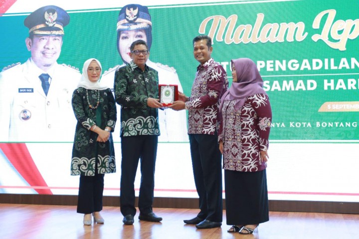 Pemkot Gelar Acara Lepas Kenang, Basri Ucapkan Terima Kasih Atas Pengabdian Ketua PA Bontang