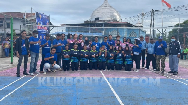 Rayakan HUT ke-21, DPC Demokrat Bontang Gelar Lomba Voli Putri
