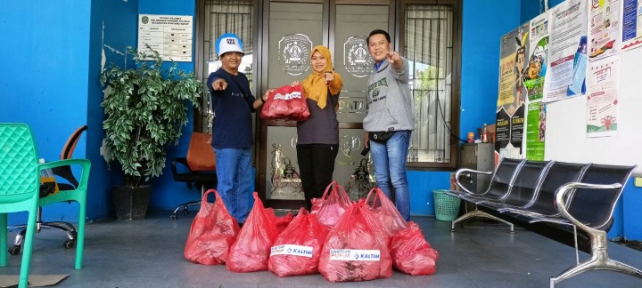 Respon Cepat Banjir Bontang, Pupuk Kaltim Salurkan 800 Paket Makanan di 4 Kelurahan