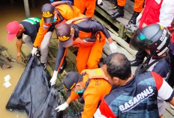Sempat Dikira Karung, Sesosok Mayat Ditemukan Mengapung di Sungai Mahakam