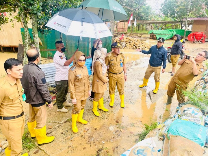 Terjun ke Lapangan, Wawali Tinjau Efektivitas Penanganan Banjir