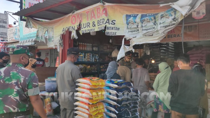 Diskop-UKMP Layangkan Surat Peringatan Pertama ke Pedagang KS Tubun