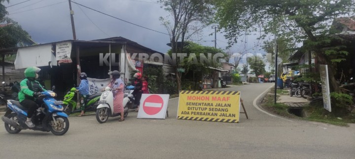 Pemkot Anggarkan Rp 3 Miliar Perbaiki Jalan Kota Tahun Ini